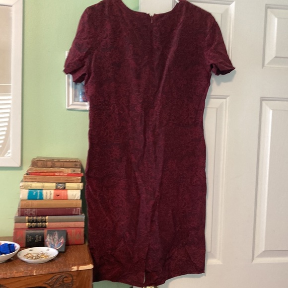 Vintage 100% silk Liz Claiborne dark red floral print shift dress size 4 - Picture 4 of 5